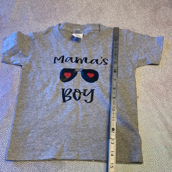MAMA'S boy  Gildan 👦 t shirt size 3T new without tag  never worn  , 90% cotton - Picture 5 of 6